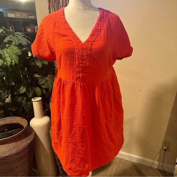 Universal Thread Dress - Picture 2 of 6